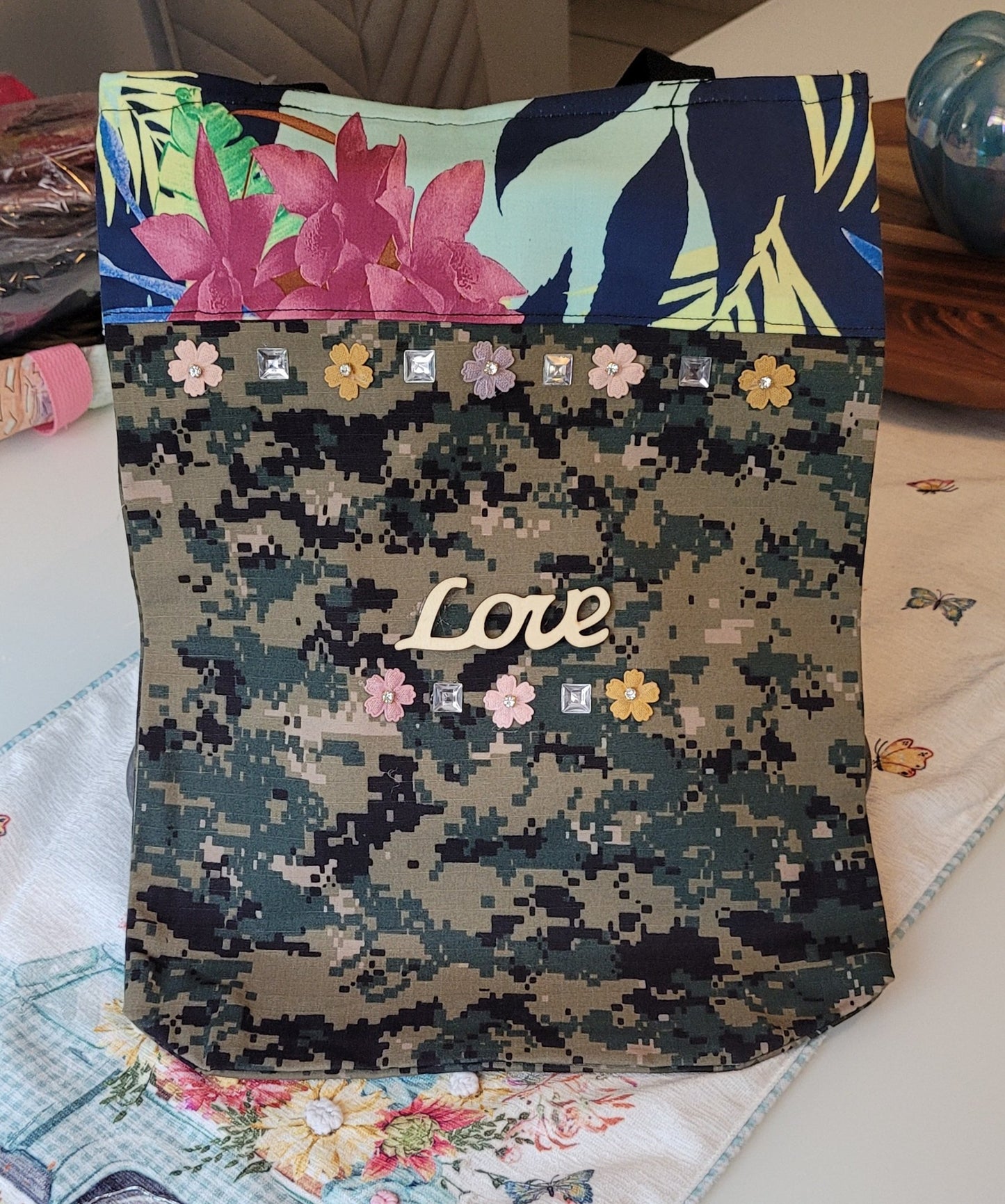 Camouflage bag with love token